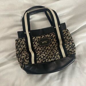 Tommy Hilfiger bag